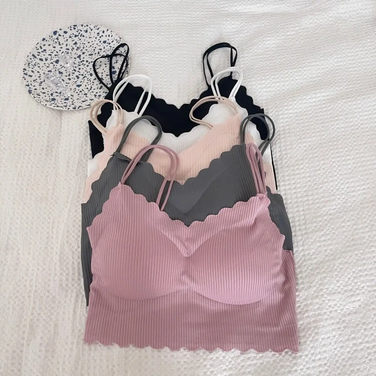 Seamless Rim-Free STP Yoga Sports Bra for All-Day Comfort